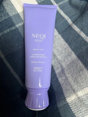 Moisture Mystery Conditioner - Lavender Purple - 250ml